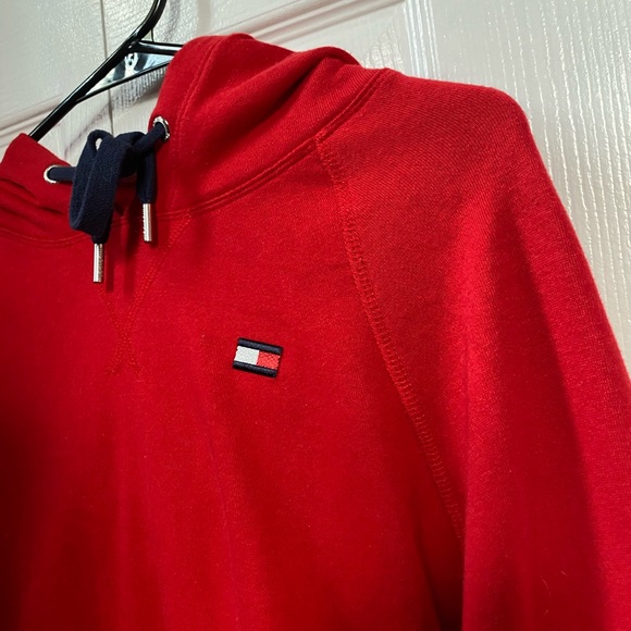 ✰ tommy hilfiger hoodie ✰ - Picture 3 of 6